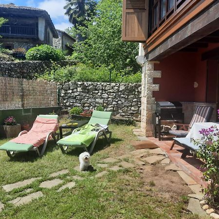 La Casa De Abajo Villa Llanes Eksteriør billede