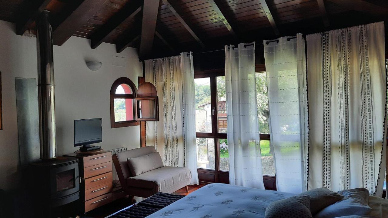 La Casa De Abajo Villa Llanes Eksteriør billede