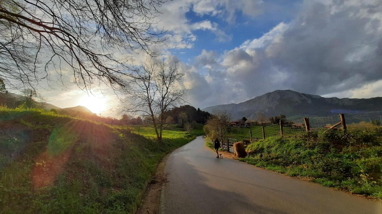 La Casa De Abajo Villa Llanes Eksteriør billede
