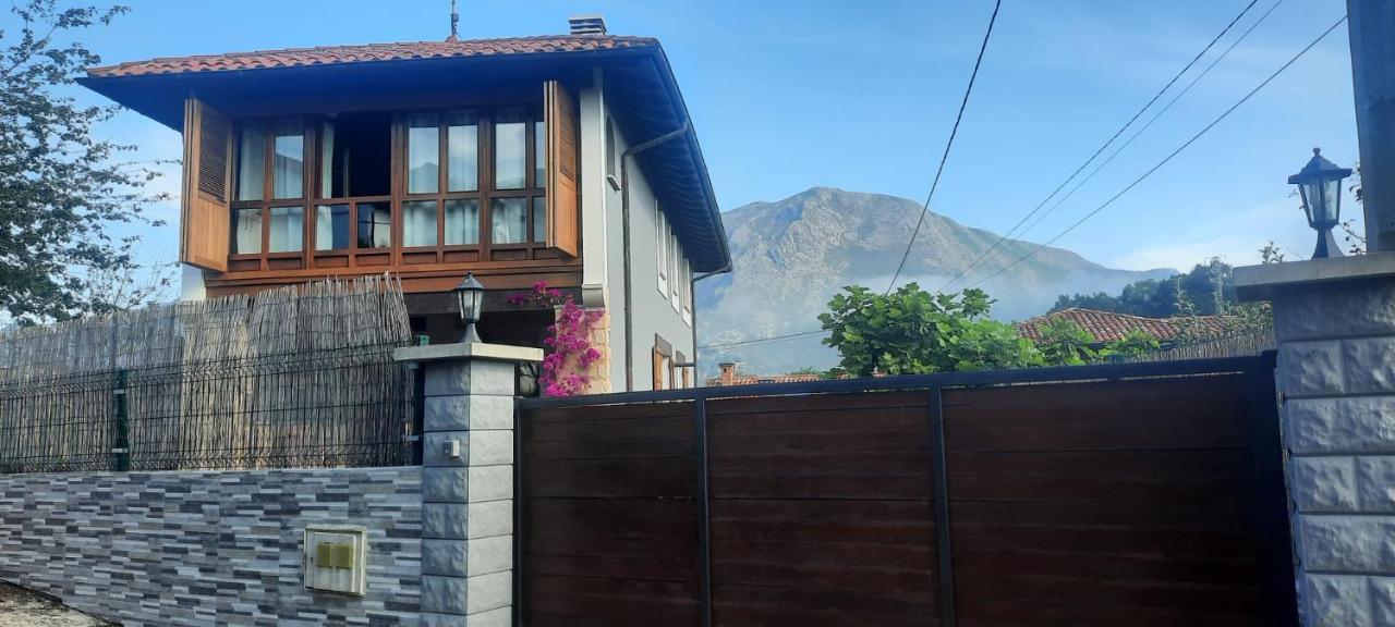 La Casa De Abajo Villa Llanes Eksteriør billede
